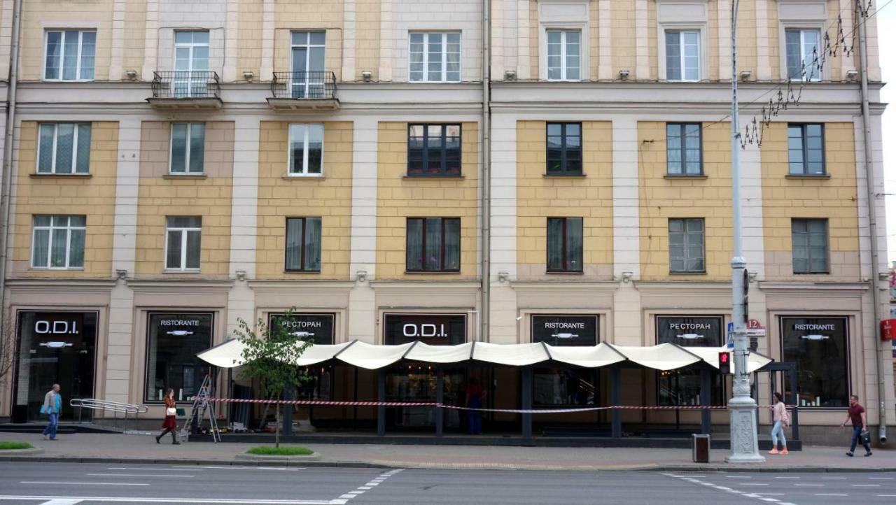 Apartments In The Center Of Minsk On Nezavisimosti 12 Exteriör bild